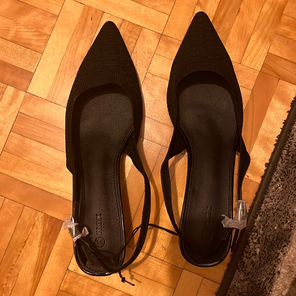 Max black comfy heels